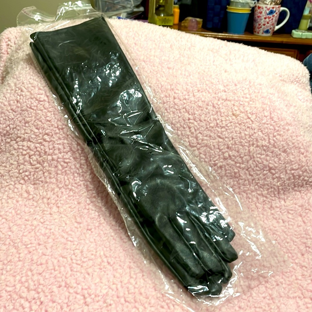 Women’s long gloves, black unbranded inside is polyester outside is PVC